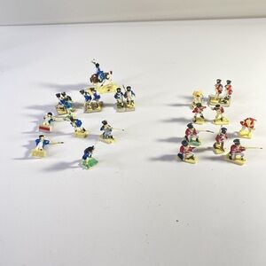 Vintage Miniature Soldier Figurines Vintage